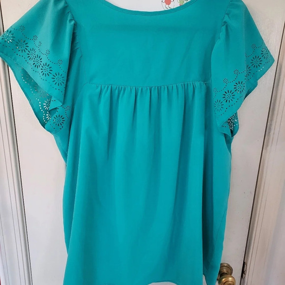 St. John's Bay Turquoise Short Sleeve V-Neck Blouse in Size 1X - Picture 8 of 9